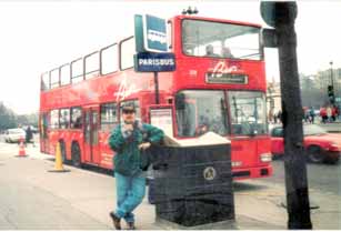 parisbus.jpg